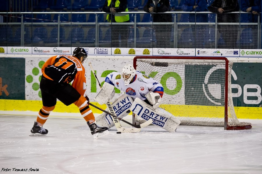 Jastrzębie wygrywa po rzutach karnych