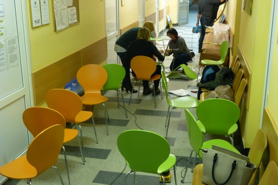 Metamorfoza w sanockim szpitalu. Bieszczady w poczekalni