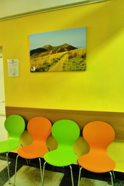 Metamorfoza w sanockim szpitalu. Bieszczady w poczekalni