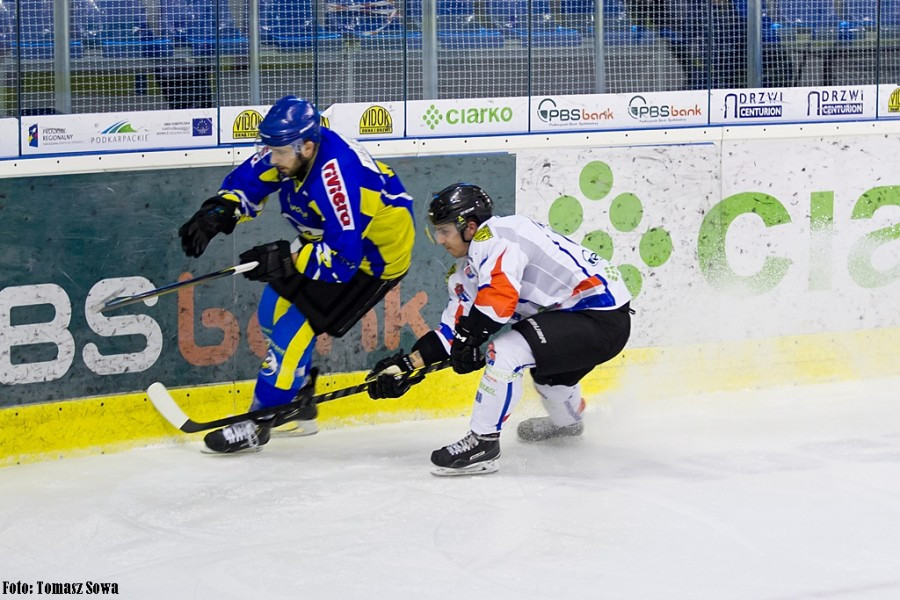Zwycięstwo Ciarko PBS Bank w pierwszym meczu. Jutro kolejne starcie