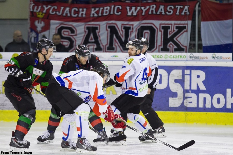 Ciarko PBS Bank przegrało na własnym lodzie. Tyszanie bliżej finału