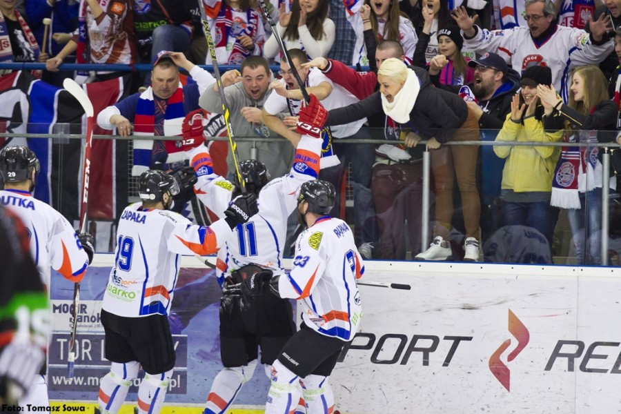 Ciarko PBS Bank przegrało na własnym lodzie. Tyszanie bliżej finału