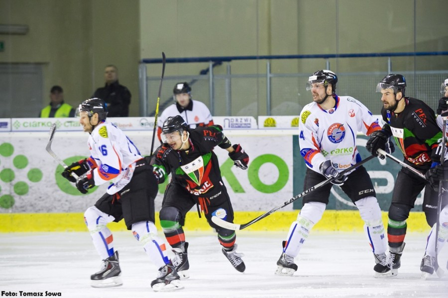 Ciarko PBS Bank przegrało na własnym lodzie. Tyszanie bliżej finału