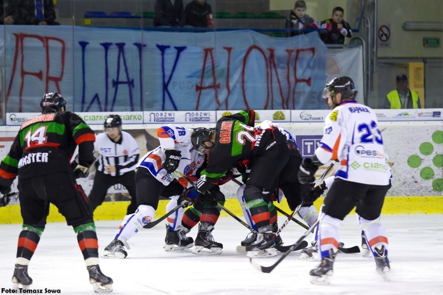 Ciarko PBS Bank przegrało na własnym lodzie. Tyszanie bliżej finału