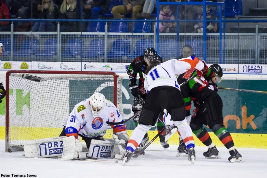 Ciarko PBS Bank przegrało na własnym lodzie. Tyszanie bliżej finału