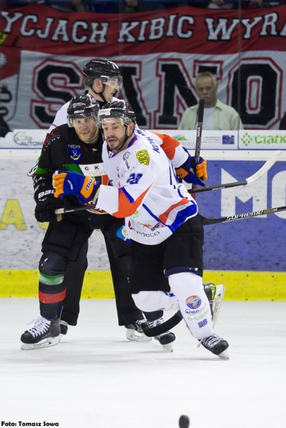 Ciarko PBS Bank przegrało na własnym lodzie. Tyszanie bliżej finału