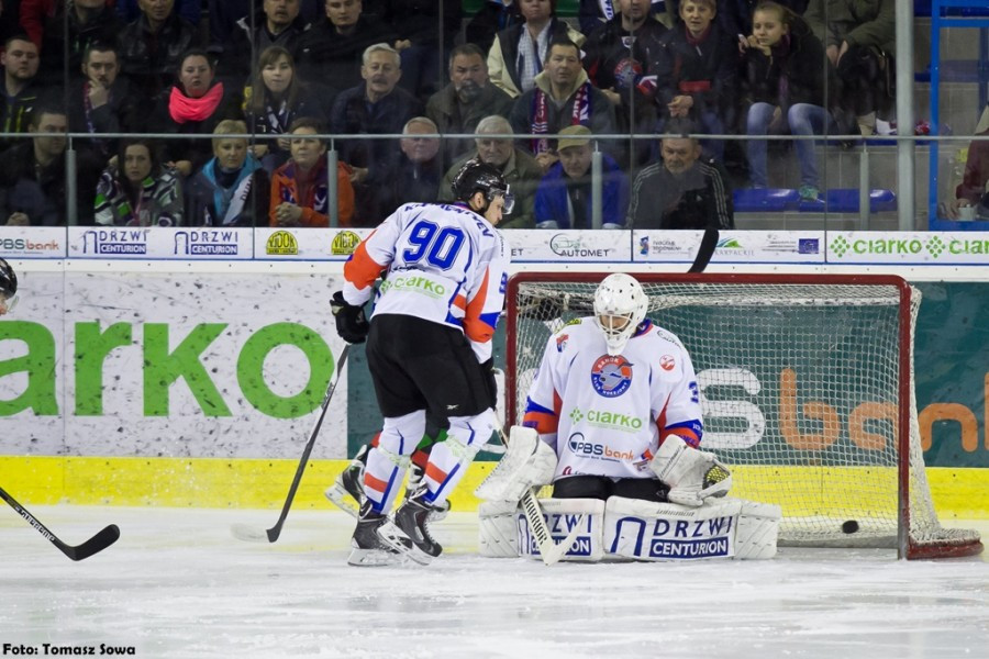 Ciarko PBS Bank przegrało na własnym lodzie. Tyszanie bliżej finału