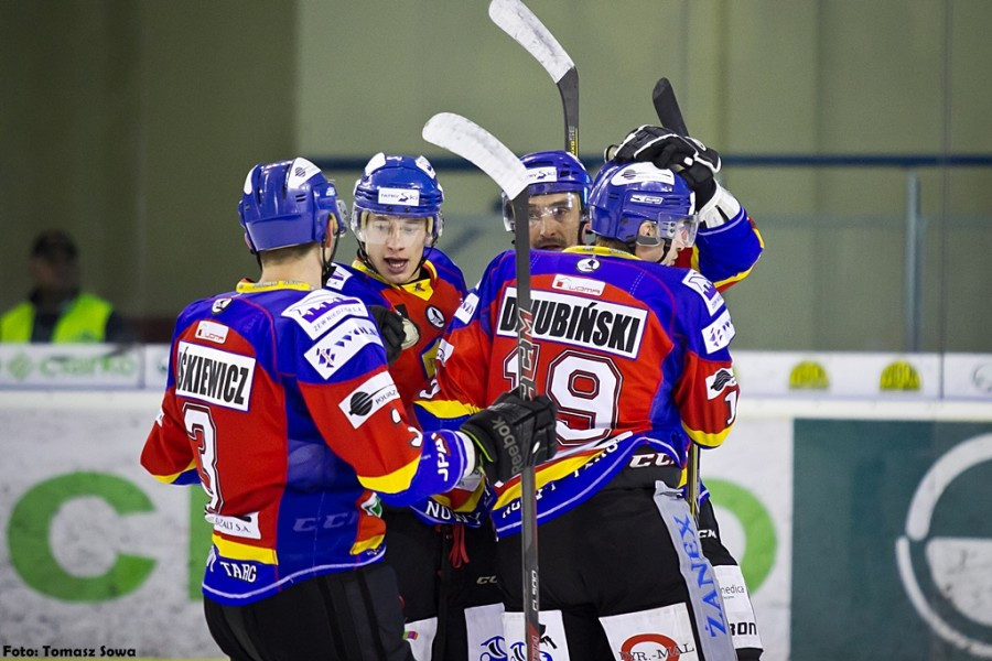 Katastrofalne błędy gospodarzy i brąz oddala się od Sanoka