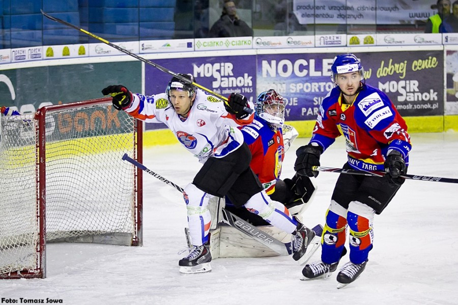 Katastrofalne błędy gospodarzy i brąz oddala się od Sanoka