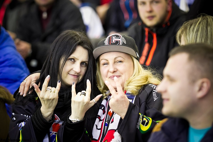 Katastrofalne błędy gospodarzy i brąz oddala się od Sanoka