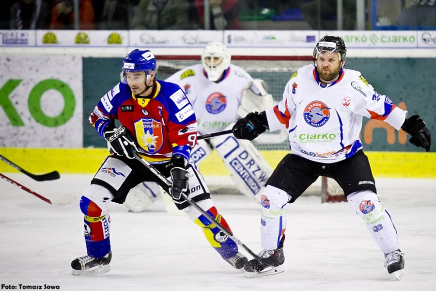 Katastrofalne błędy gospodarzy i brąz oddala się od Sanoka