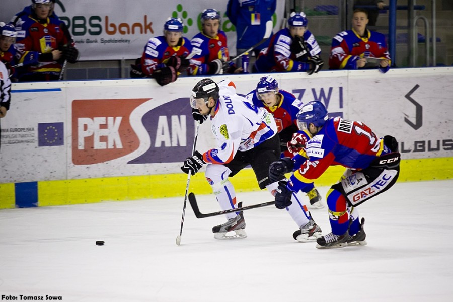 Katastrofalne błędy gospodarzy i brąz oddala się od Sanoka