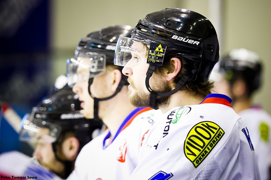 Katastrofalne błędy gospodarzy i brąz oddala się od Sanoka