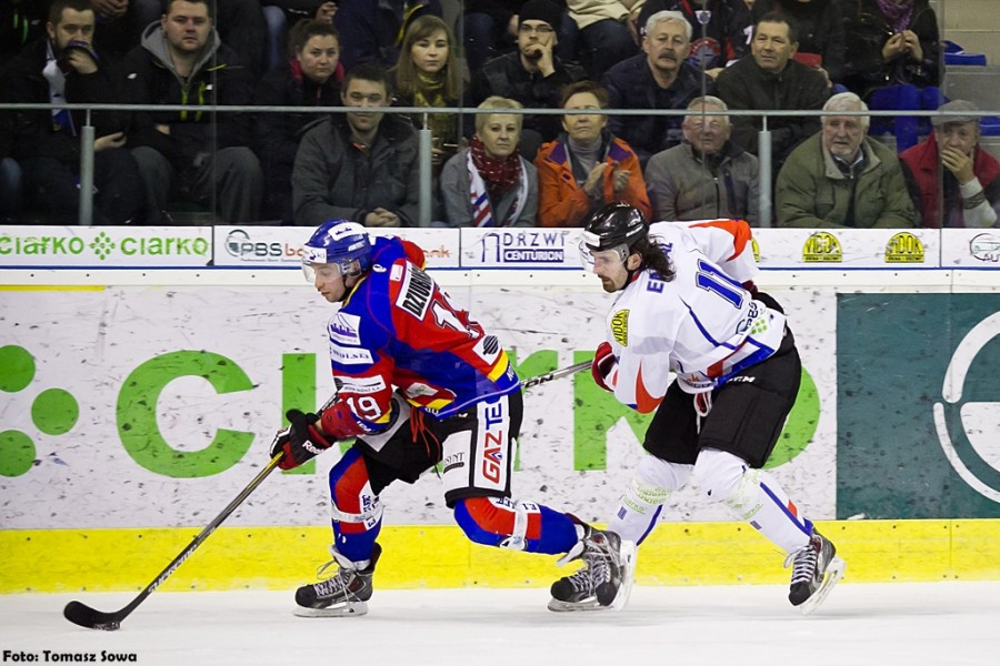 Katastrofalne błędy gospodarzy i brąz oddala się od Sanoka