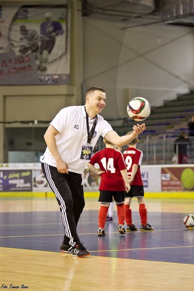 Turniej piłkarski w Arenie Sanok. Pierwsze strzelone bramki i ogromna radość małych zawodników
