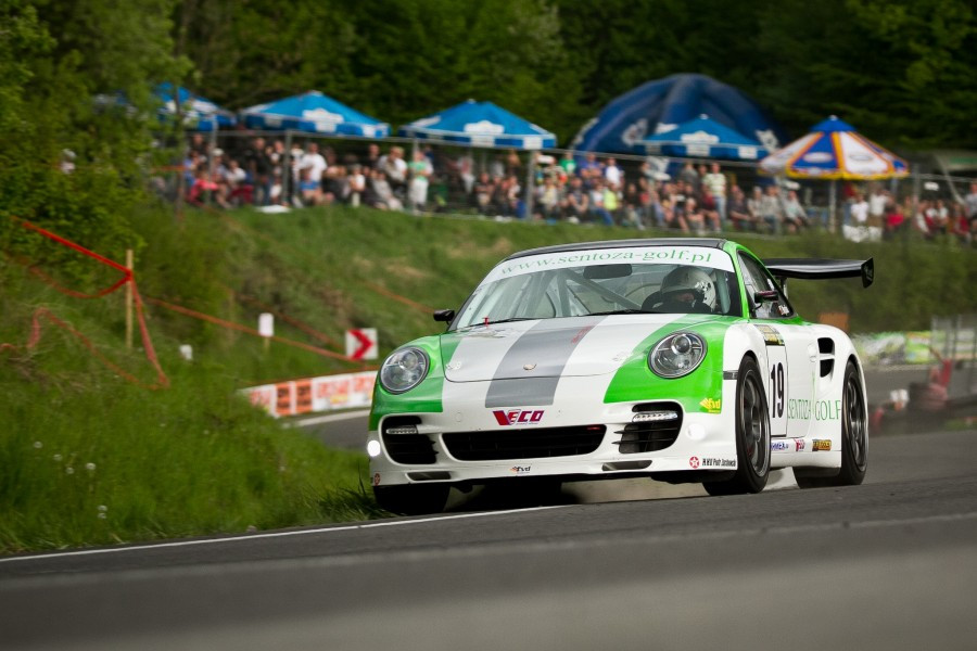 Bereś wygrywa sobotę. Dziś kolejny dzień sportowych emocji