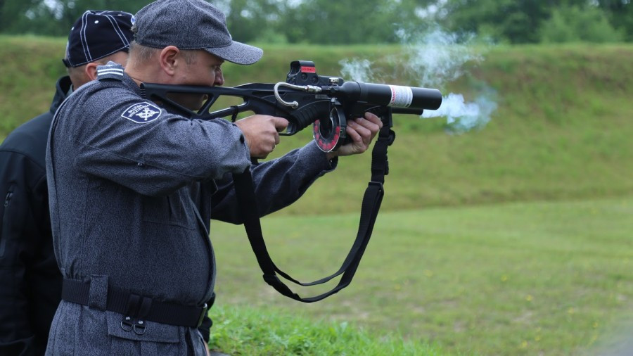 Polacy, Ukraińcy, Węgrzy i Słowacy strzelają w Łupkowie