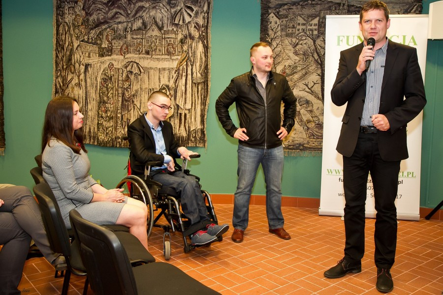 Artyści pomagają Adrianowi, Ty też możesz