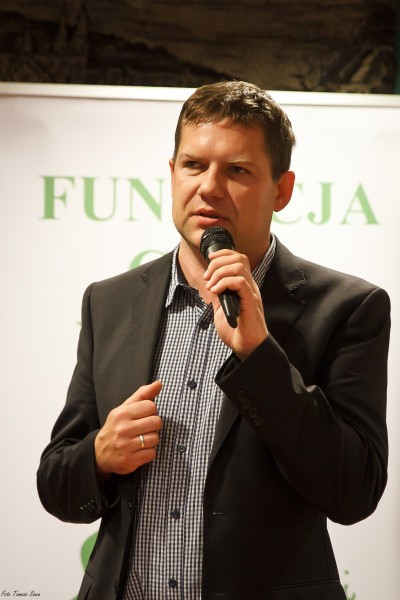 Artyści pomagają Adrianowi, Ty też możesz