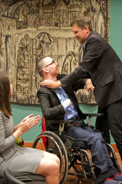 Artyści pomagają Adrianowi, Ty też możesz