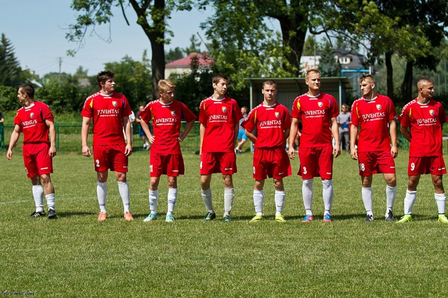 Po roku przerwy Sanok ponownie ma seniorską drużynę. Towarzyski debiut Ekoball Stal Sanok