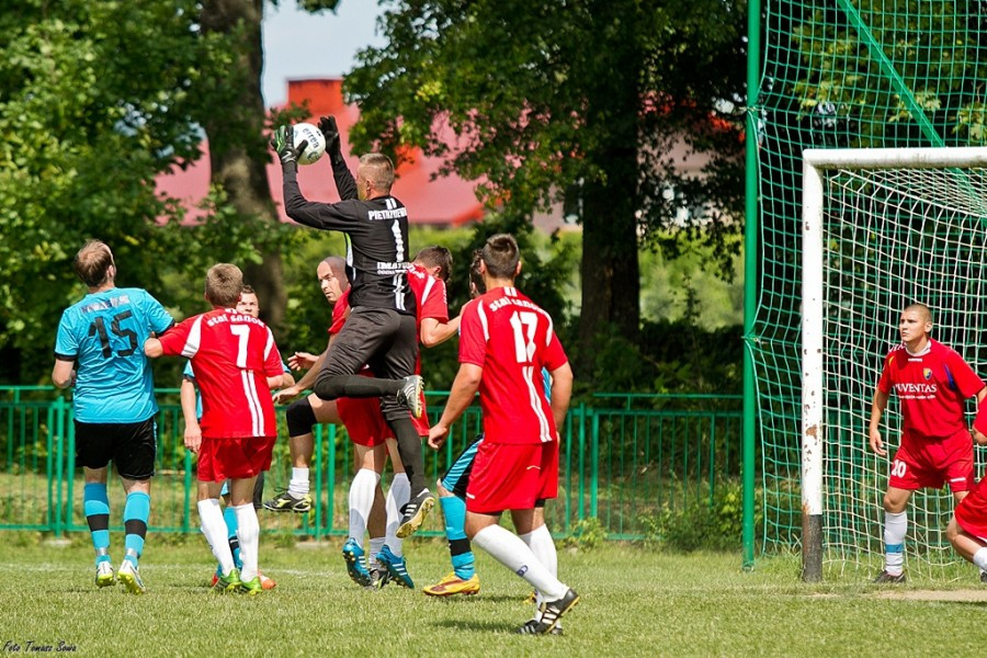 Po roku przerwy Sanok ponownie ma seniorską drużynę. Towarzyski debiut Ekoball Stal Sanok