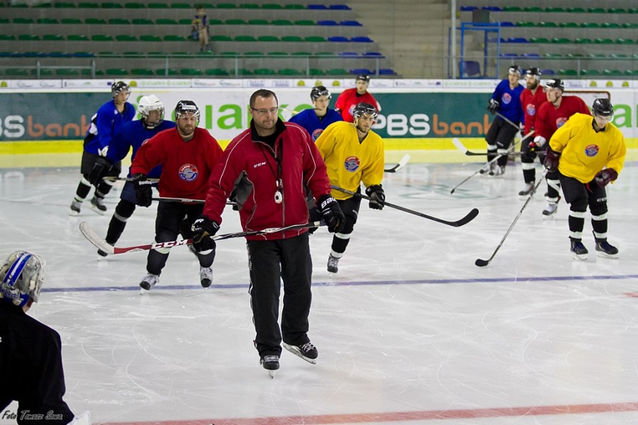 STS ostro trenuje. We wtorek pierwszy sparing