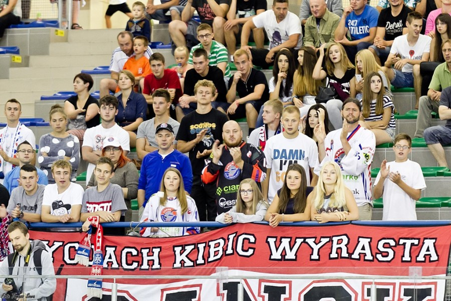 STS przegrywa po rzutach karnych