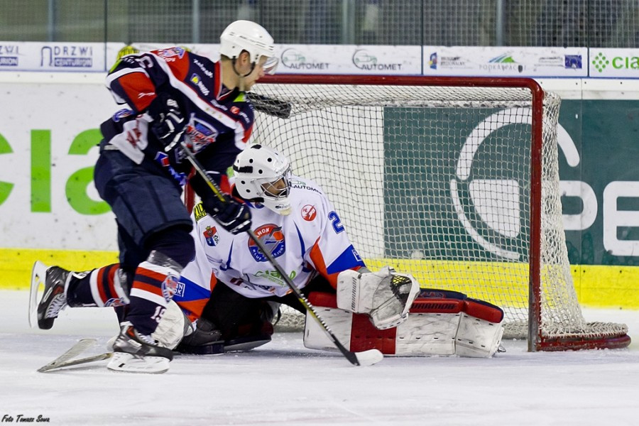 STS przegrywa po rzutach karnych