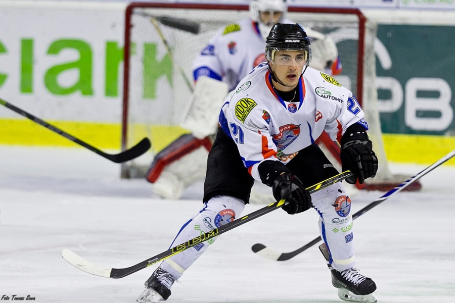 STS przegrywa po rzutach karnych