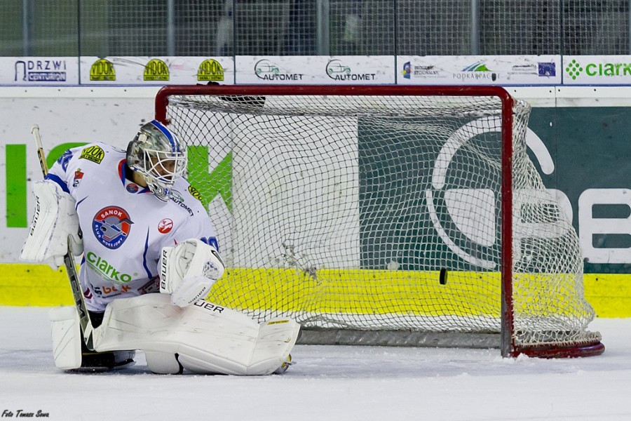 STS przegrywa po rzutach karnych