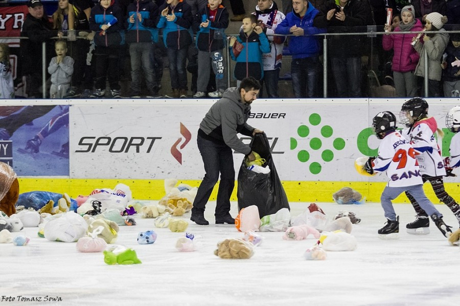 Zwycięstwo w karnych i Teddy Bear w Sanoku. Zobacz szał kibiców