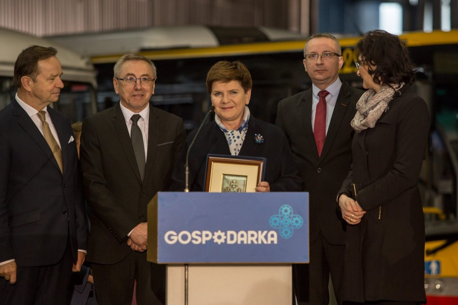 Nowa era Autosanu. Zbrojeniówka przejęła legendarną fabrykę autobusów [FOTORELACJA, WIDEO]