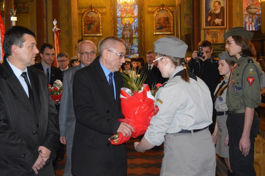 Uczcili pamięć ofiar zbrodni katyńskiej [FOTORELACJA]