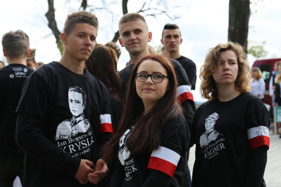 Mieszko z Dobrawą, Wyklęci i Gabriel Narutowicz na sanockim rynku [FOTORELACJA]