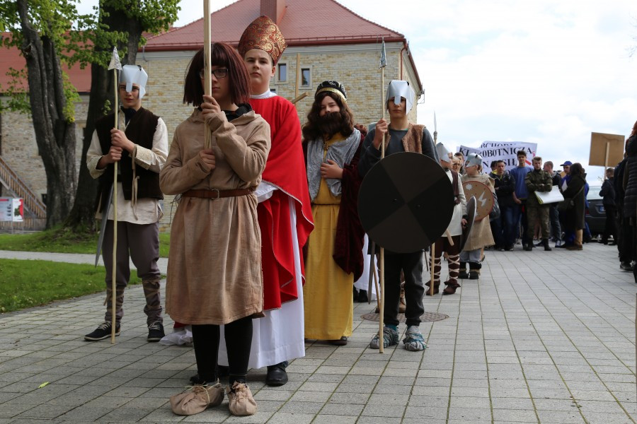 Mieszko z Dobrawą, Wyklęci i Gabriel Narutowicz na sanockim rynku [FOTORELACJA]