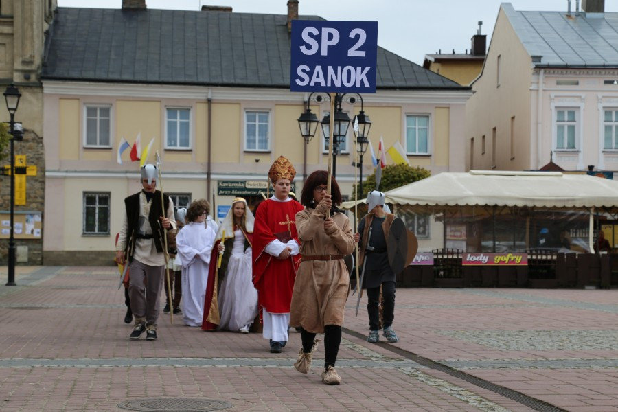 Mieszko z Dobrawą, Wyklęci i Gabriel Narutowicz na sanockim rynku [FOTORELACJA]