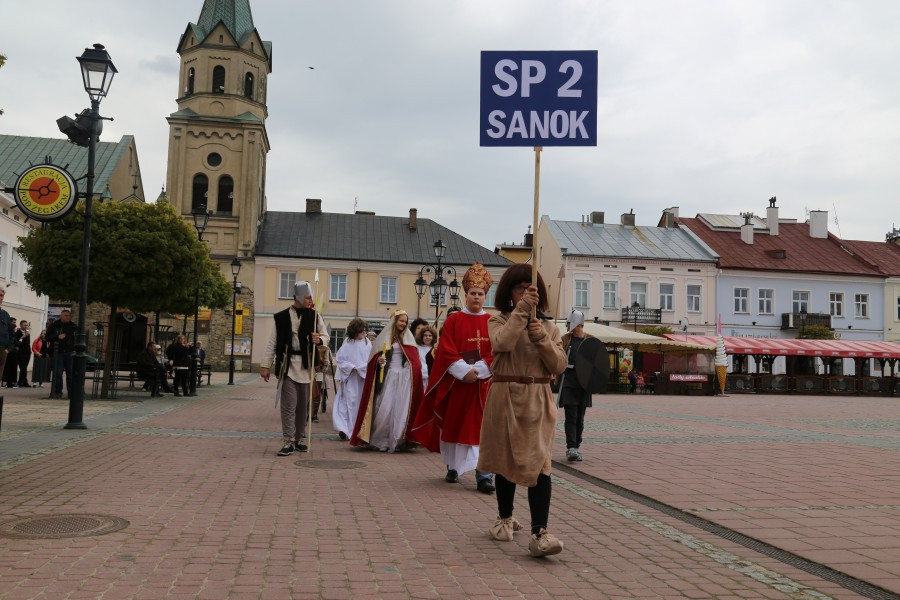 Mieszko z Dobrawą, Wyklęci i Gabriel Narutowicz na sanockim rynku [FOTORELACJA]