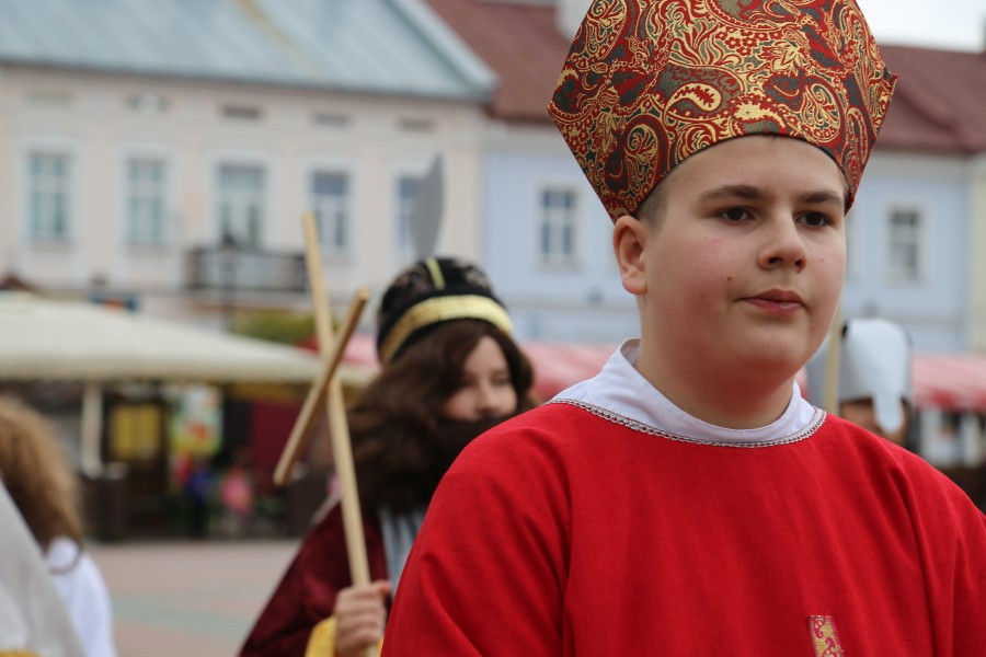Mieszko z Dobrawą, Wyklęci i Gabriel Narutowicz na sanockim rynku [FOTORELACJA]