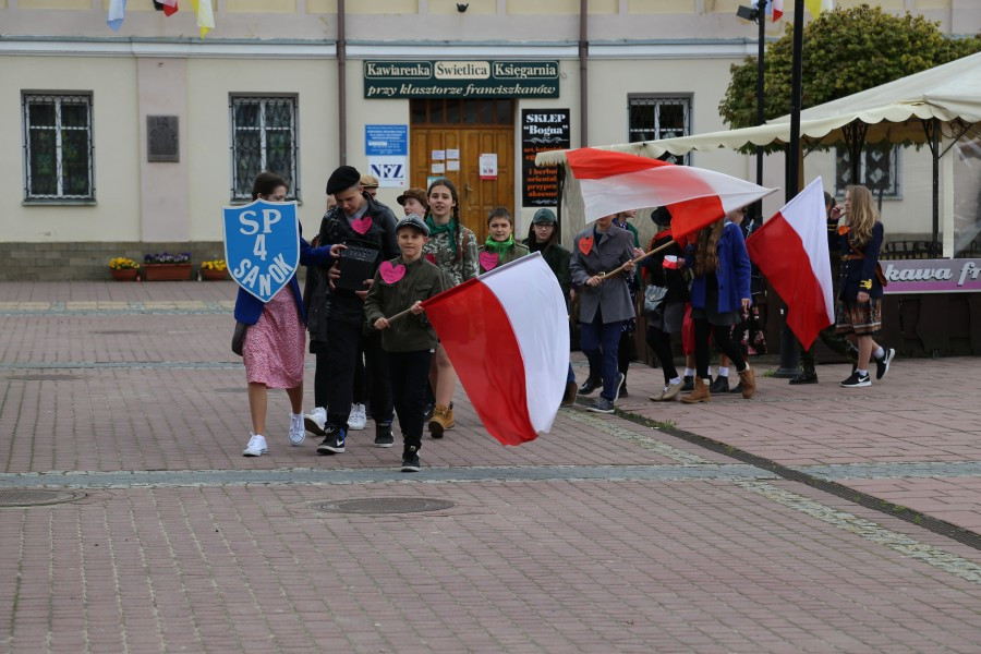 Mieszko z Dobrawą, Wyklęci i Gabriel Narutowicz na sanockim rynku [FOTORELACJA]