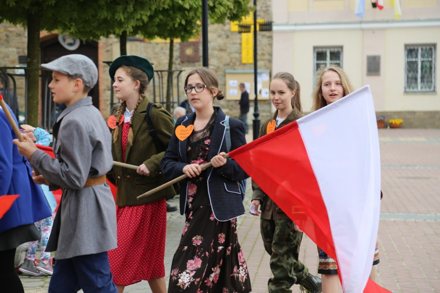 Mieszko z Dobrawą, Wyklęci i Gabriel Narutowicz na sanockim rynku [FOTORELACJA]