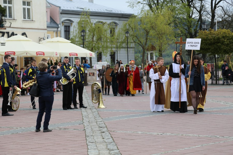 Mieszko z Dobrawą, Wyklęci i Gabriel Narutowicz na sanockim rynku [FOTORELACJA]