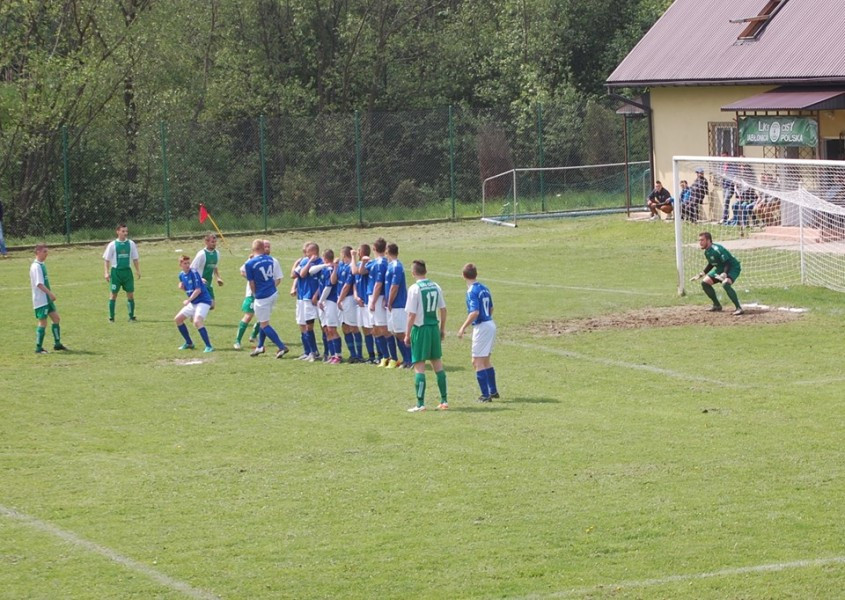 Drużyna Ekoball Stal Sanok pokonała Cisy Jabłonicę Polska