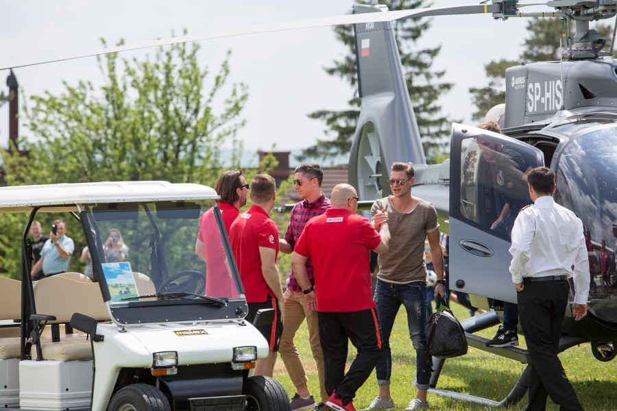 Treningi, zdjęcia i autografy. Kibice oszaleli na punkcie kadry Nawałki