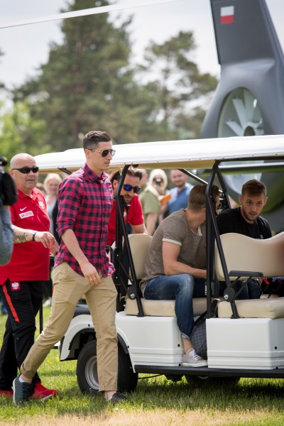 Treningi, zdjęcia i autografy. Kibice oszaleli na punkcie kadry Nawałki