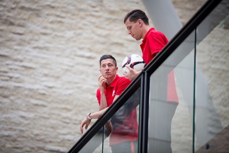 Treningi, zdjęcia i autografy. Kibice oszaleli na punkcie kadry Nawałki