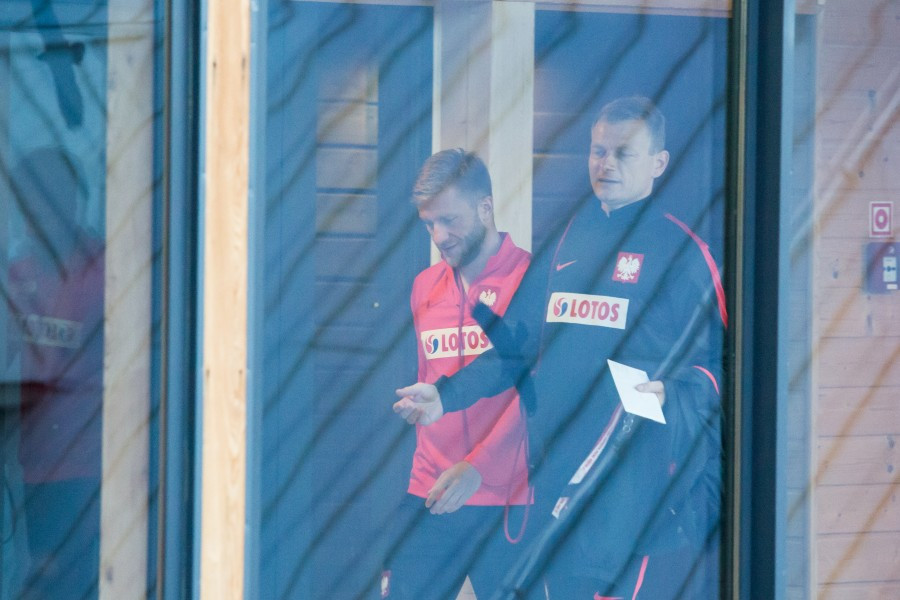 Treningi, zdjęcia i autografy. Kibice oszaleli na punkcie kadry Nawałki