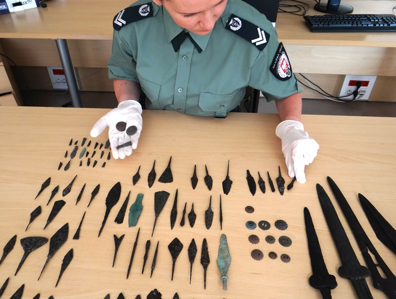 Archeologiczny przemyt [ZDJĘCIA]