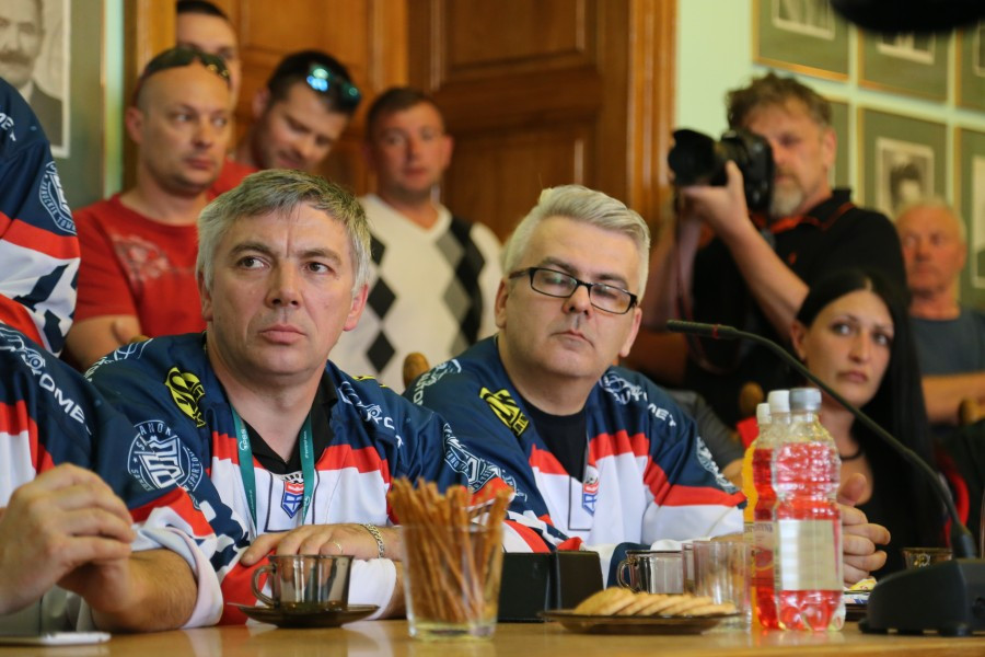 Nie ma pieniędzy na seniorski hokej [AKTUALIZACJA]