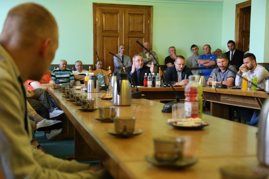 Nie ma pieniędzy na seniorski hokej [AKTUALIZACJA]